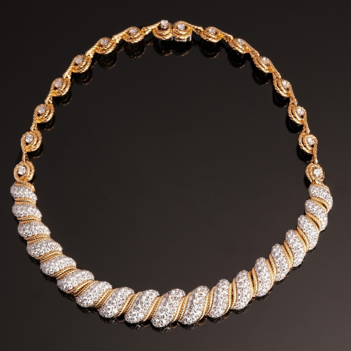 Ginevra, Gold and diamond necklace